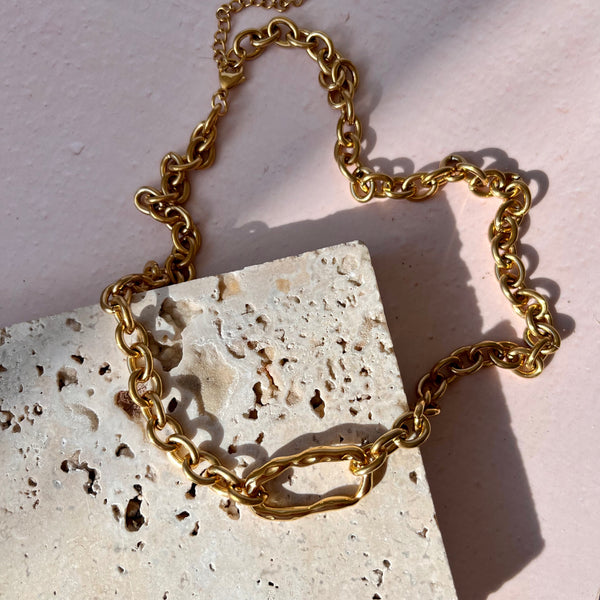 Collar Abasí